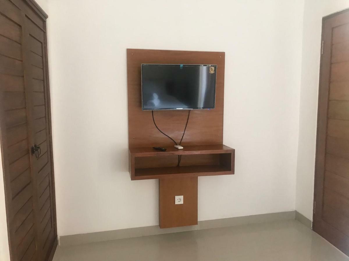 Raka & Rai Homestay Canggu Esterno foto